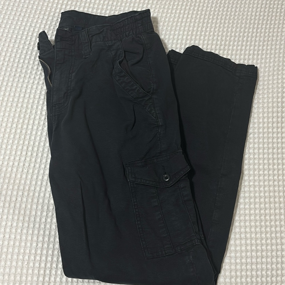 Women’s American Eagle Straight Leg Cargo Pants